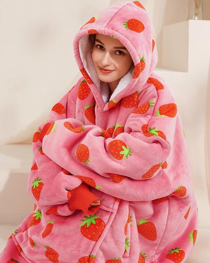 FAYVIOR STRAWBERRY BLANKET HOODIE