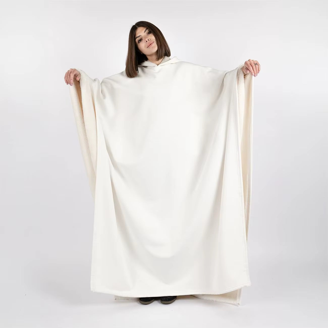 FAYVIOR EDEN BLANKET HOODIE