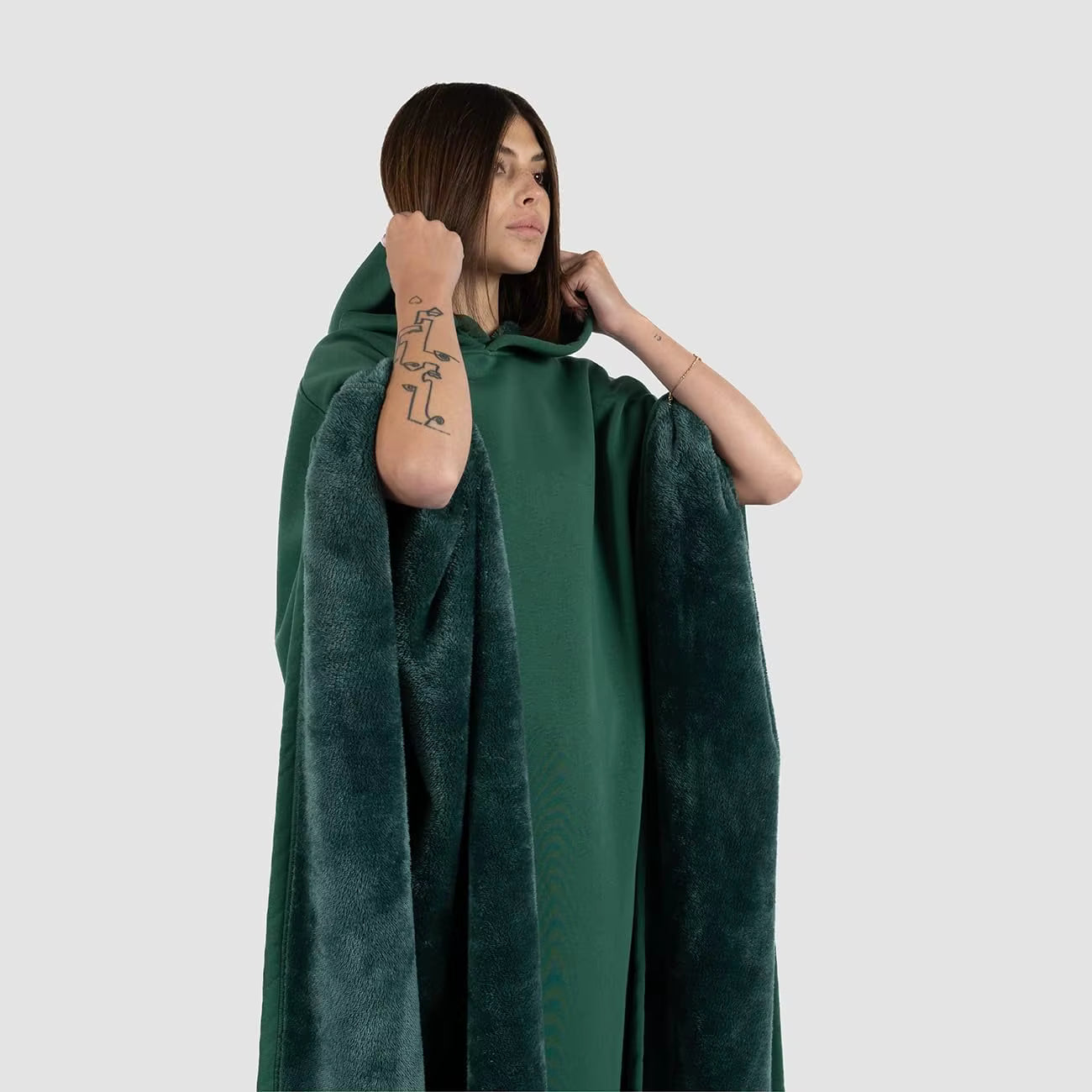 FAYVIOR EDEN BLANKET HOODIE